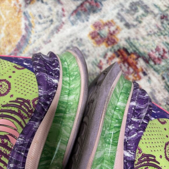 Gucci Run Knit Sneakers - Picture 7 of 11